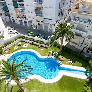 Cool&white Torrecilla Playa Canovas Nerja